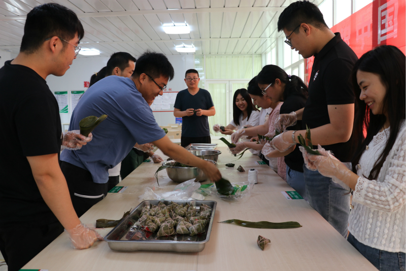 济潍十标端午节活动照片7_meitu_1.jpg 济潍十标端午节活动照片7_meitu_1.jpg